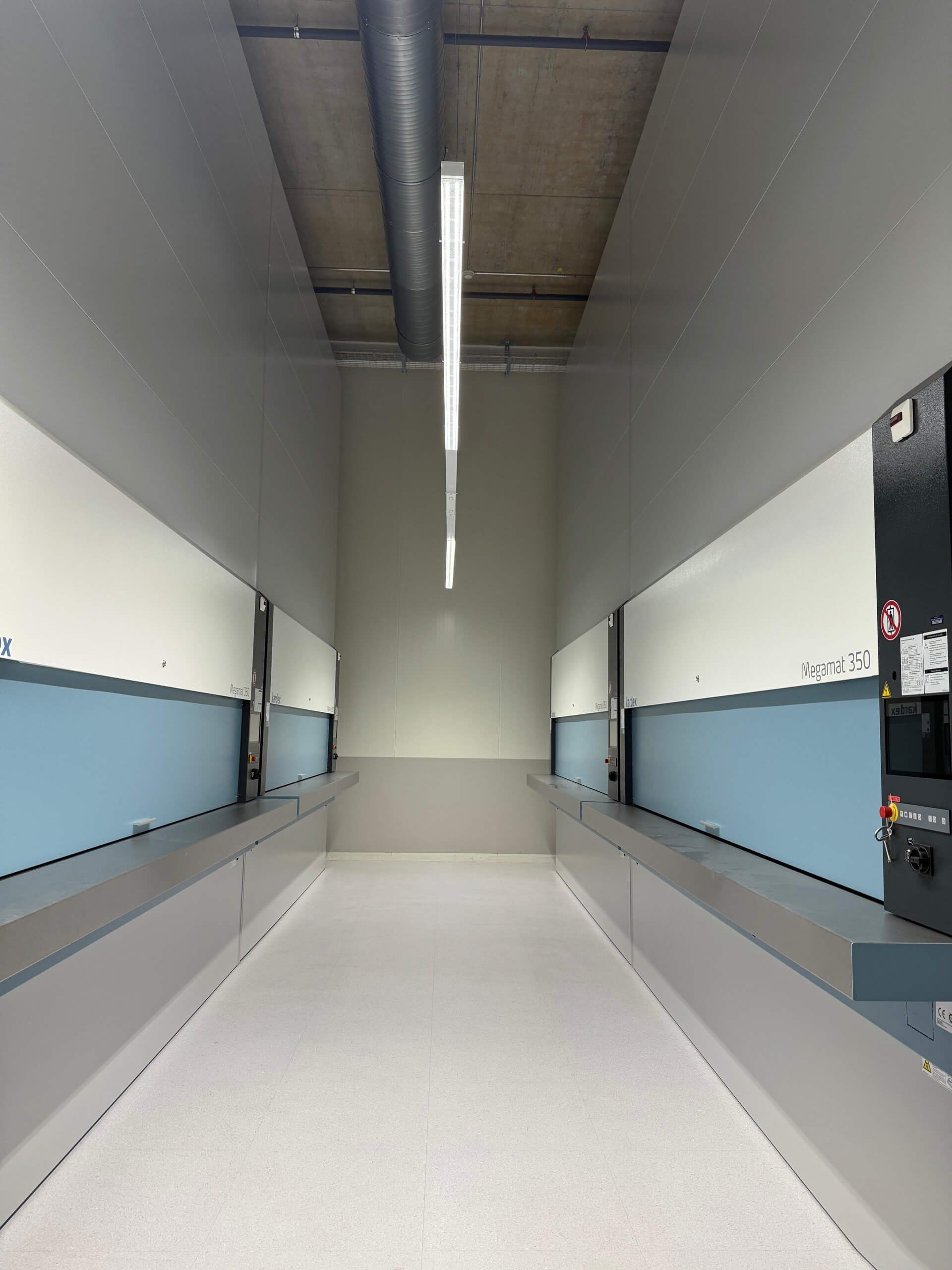 Labocorp Local Congélateur